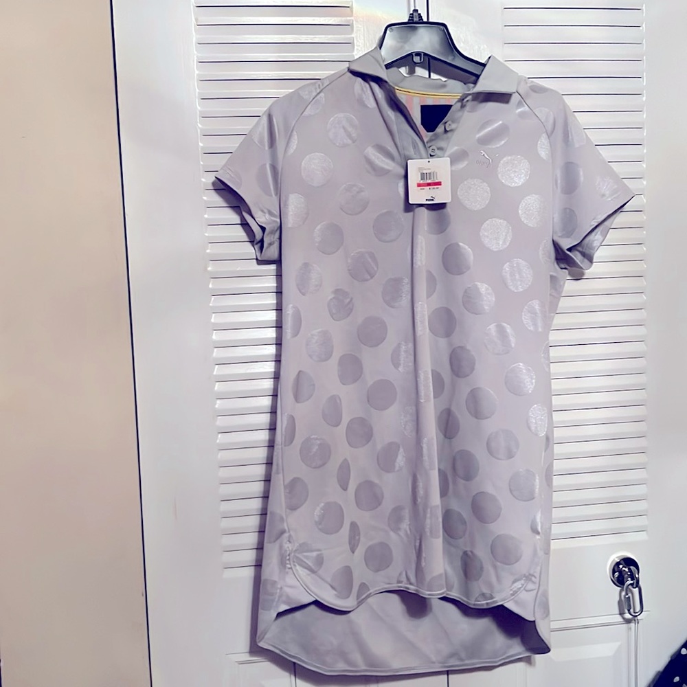 Puma VASHTIE SOCCER JERSEY SHORT SLEEVE HI-LOW DRESS LIGHT GREY